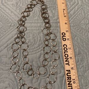 Silver look hammered necklace. EUC.